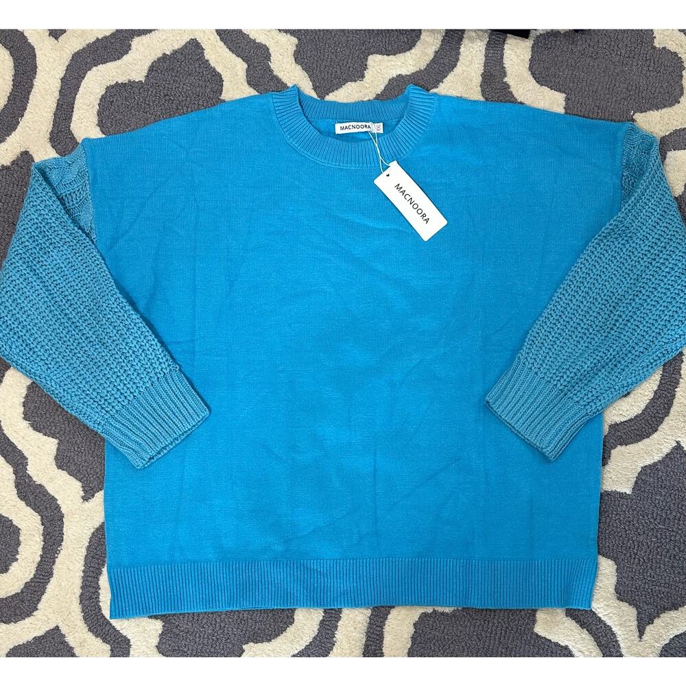 Women's Bright Blue Sweater with long knitted Sleeves- 2XL- NWT